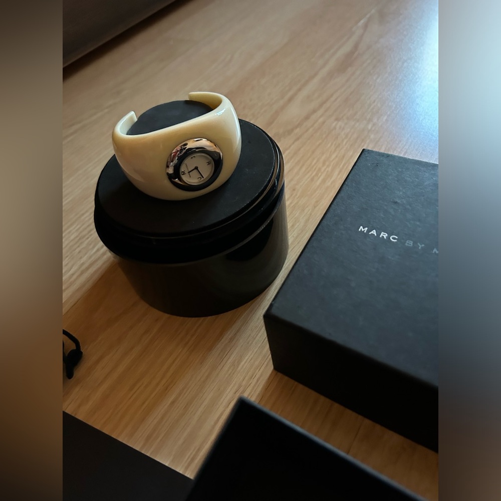 Marc Jacobs watch